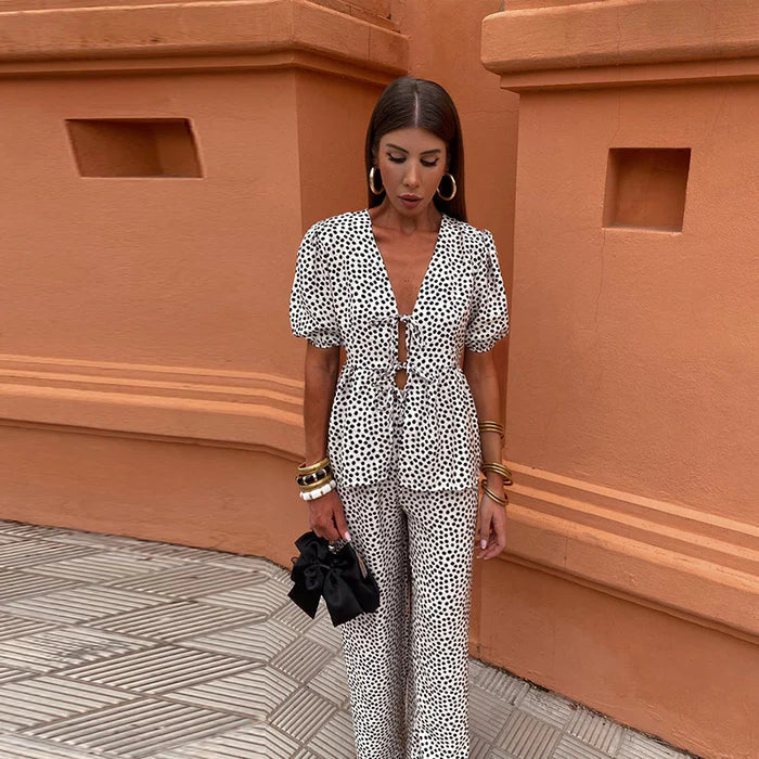 Gwendolyn - Stylish Summer Two-Piece Ensemble