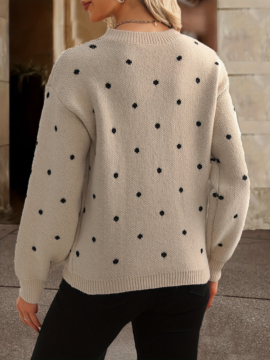 Round Dot Jacquard Polyester Elegant Long Sleeve Knitted Turtleneck