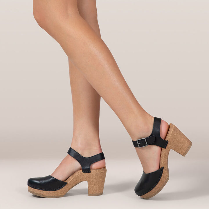 Tabitha – Closed Heel Sandals