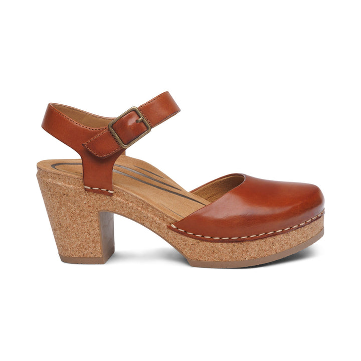 Tabitha – Closed Heel Sandals