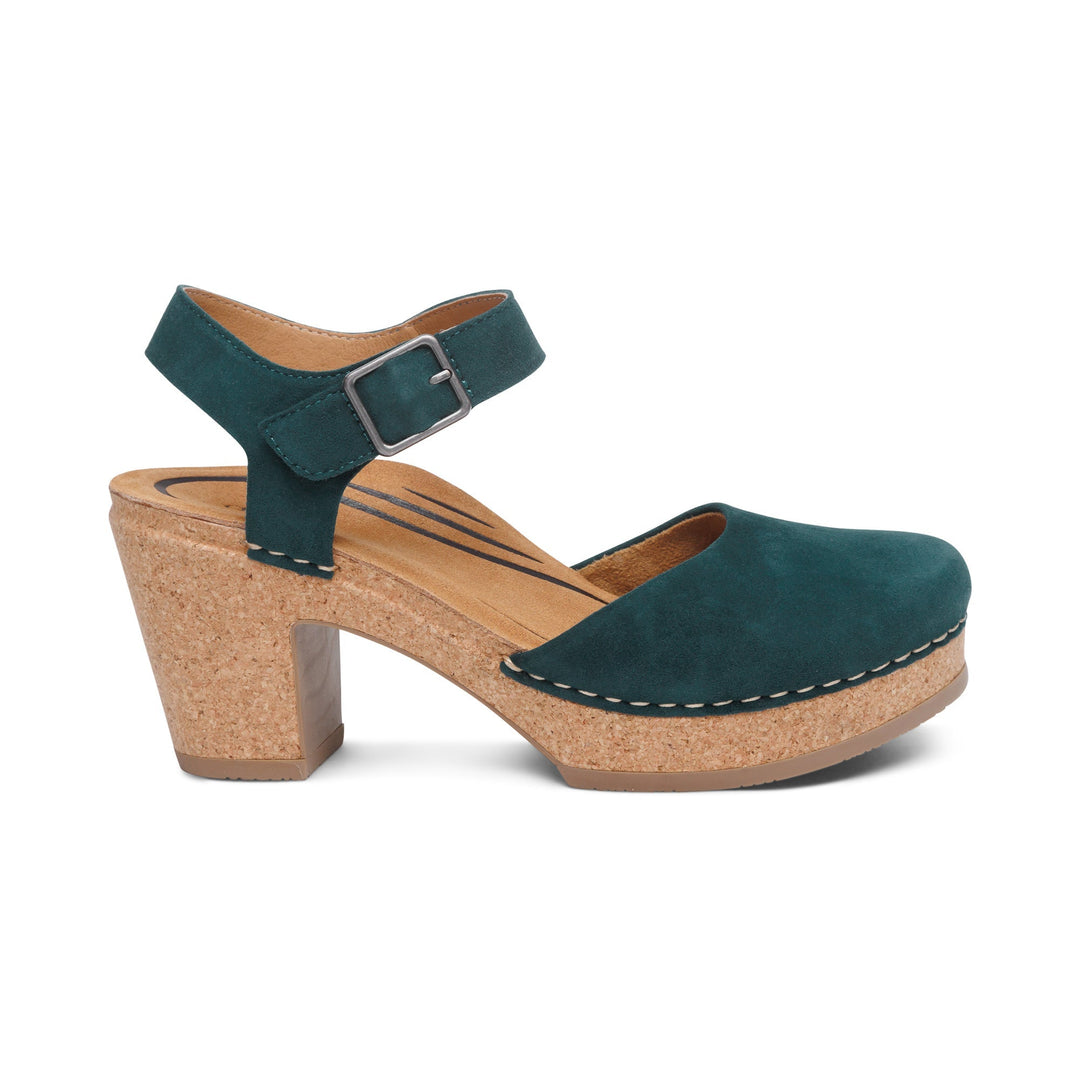 Tabitha – Closed Heel Sandals