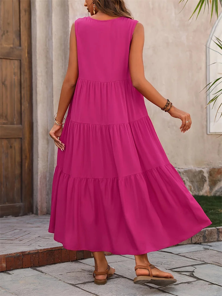 Cecilia – Stylish and Figure-Flattering Dress