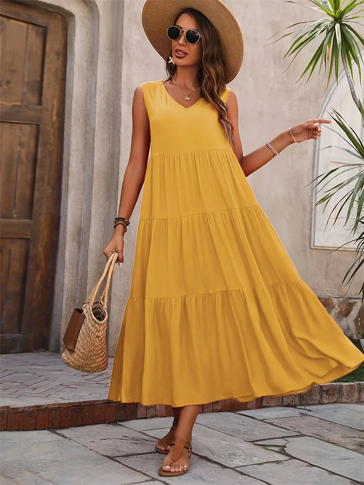 Cecilia – Stylish and Figure-Flattering Dress