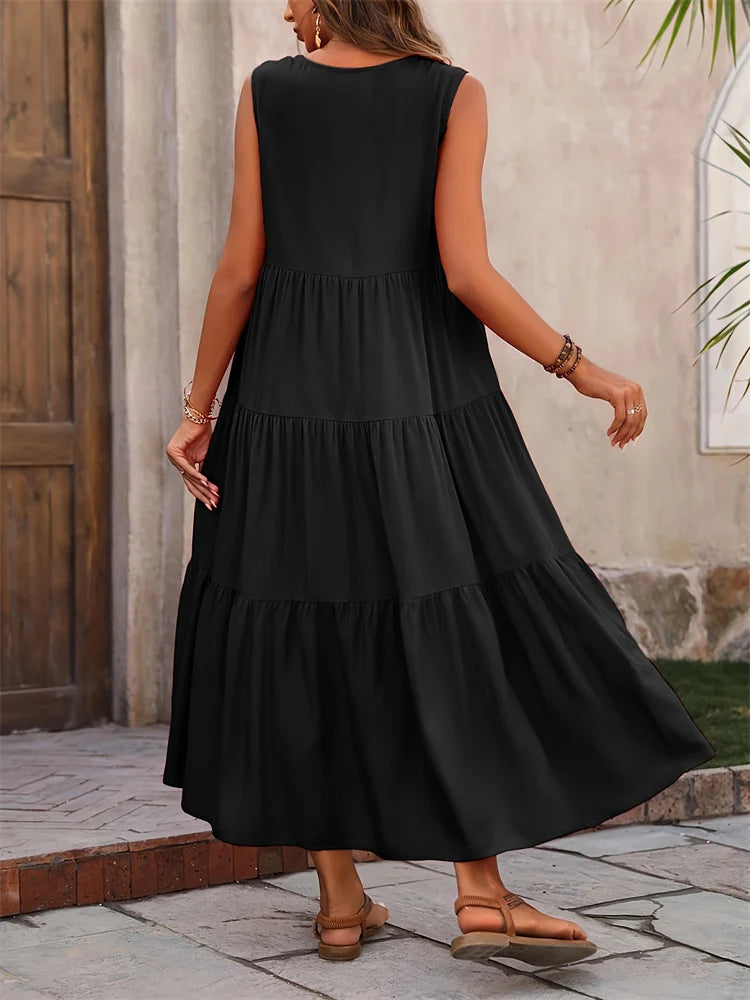 Cecilia – Stylish and Figure-Flattering Dress