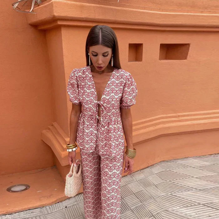 Gwendolyn - Stylish Summer Two-Piece Ensemble