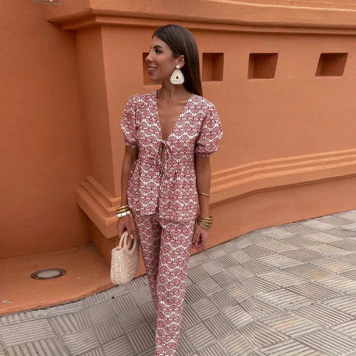Gwendolyn - Stylish Summer Two-Piece Ensemble